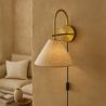 Vintage Goldene Wandleuchte mit Stecker und Schalter - Boly image 7